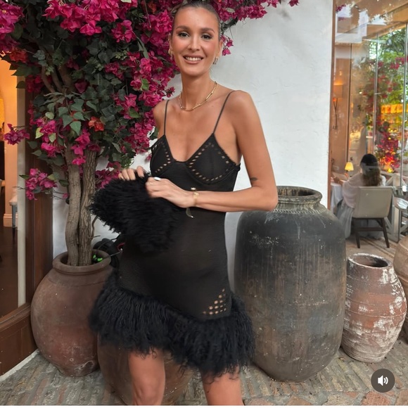 Elegant Black Sheer Nightdress - Picture 6 of 11